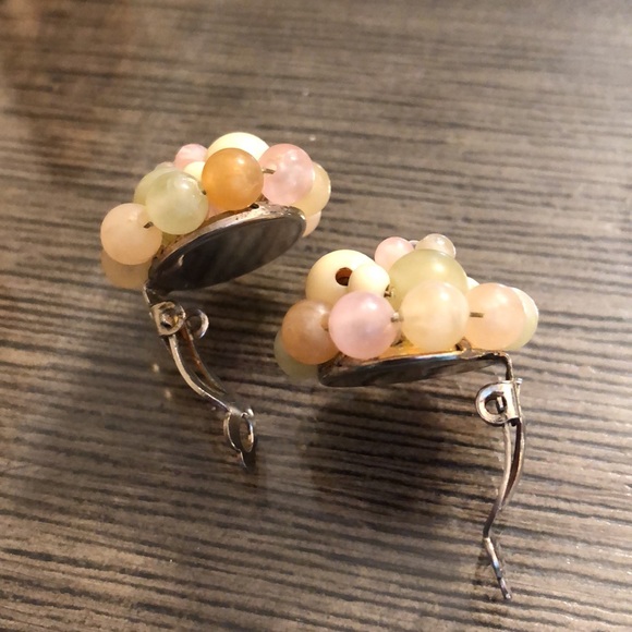 Vintage Pastel Acrylic Bead Clip Earrings - Picture 8 of 11